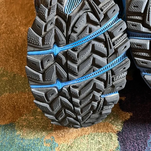 Asics Blue and Yellow Athletic Shoes Lightweight Breathable Design - Picture 10 of 16